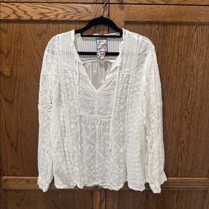 Johnny Was Embroidered White Blouse